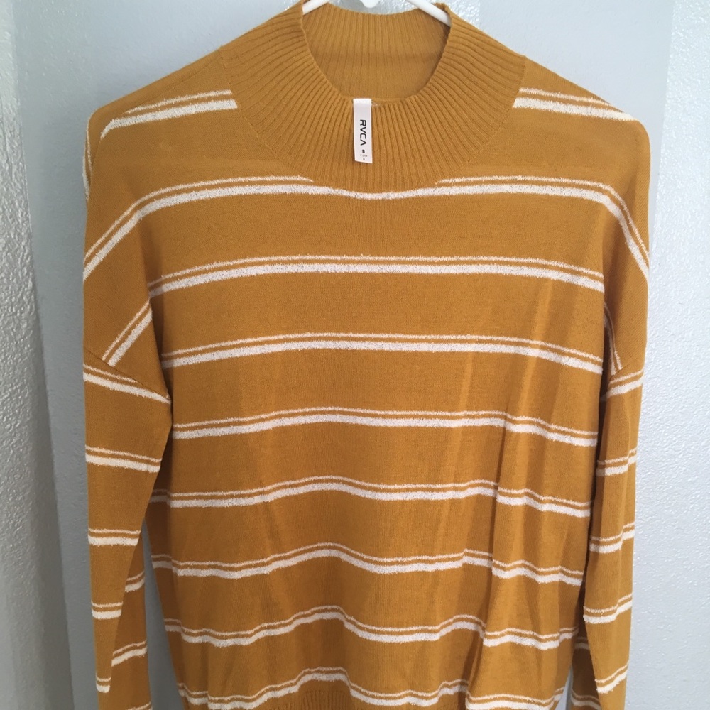 RVCA sweater